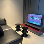 The Klcc Suites At Axon Residence